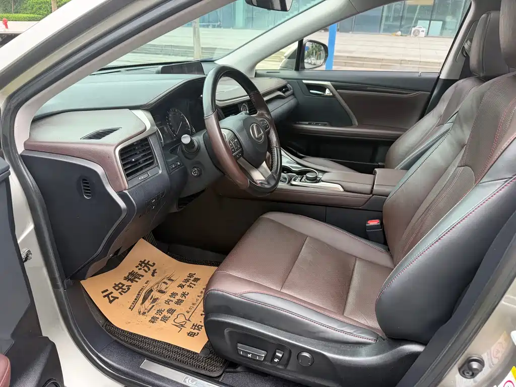 Lexus RX — миниатюра 5