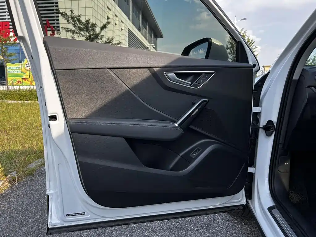 Audi Q2L — миниатюра 23