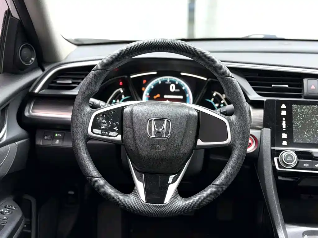 Honda Civic — миниатюра 7
