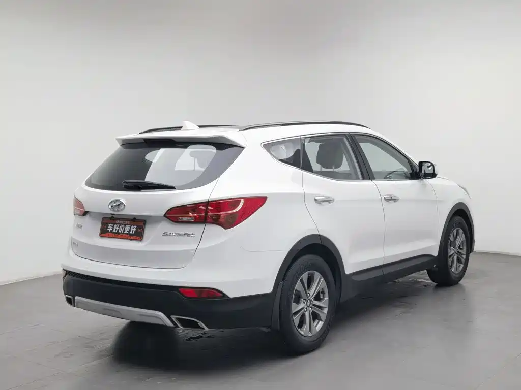 Hyundai Santa Fe — миниатюра 2