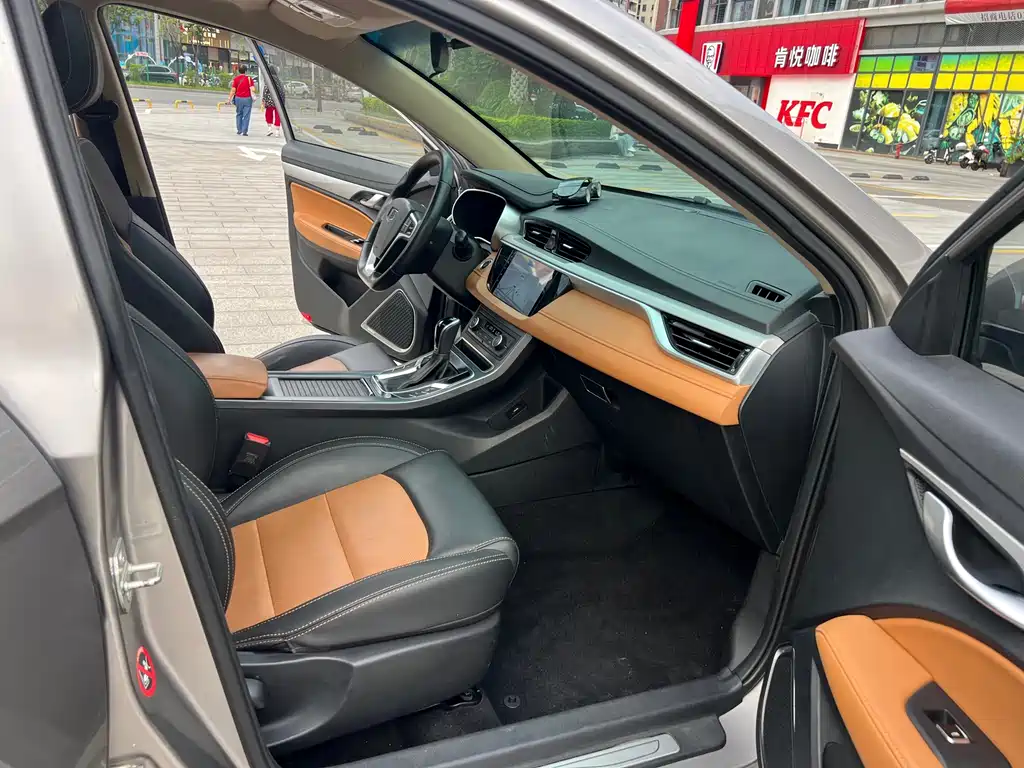 Geely Vision S1 — миниатюра 11