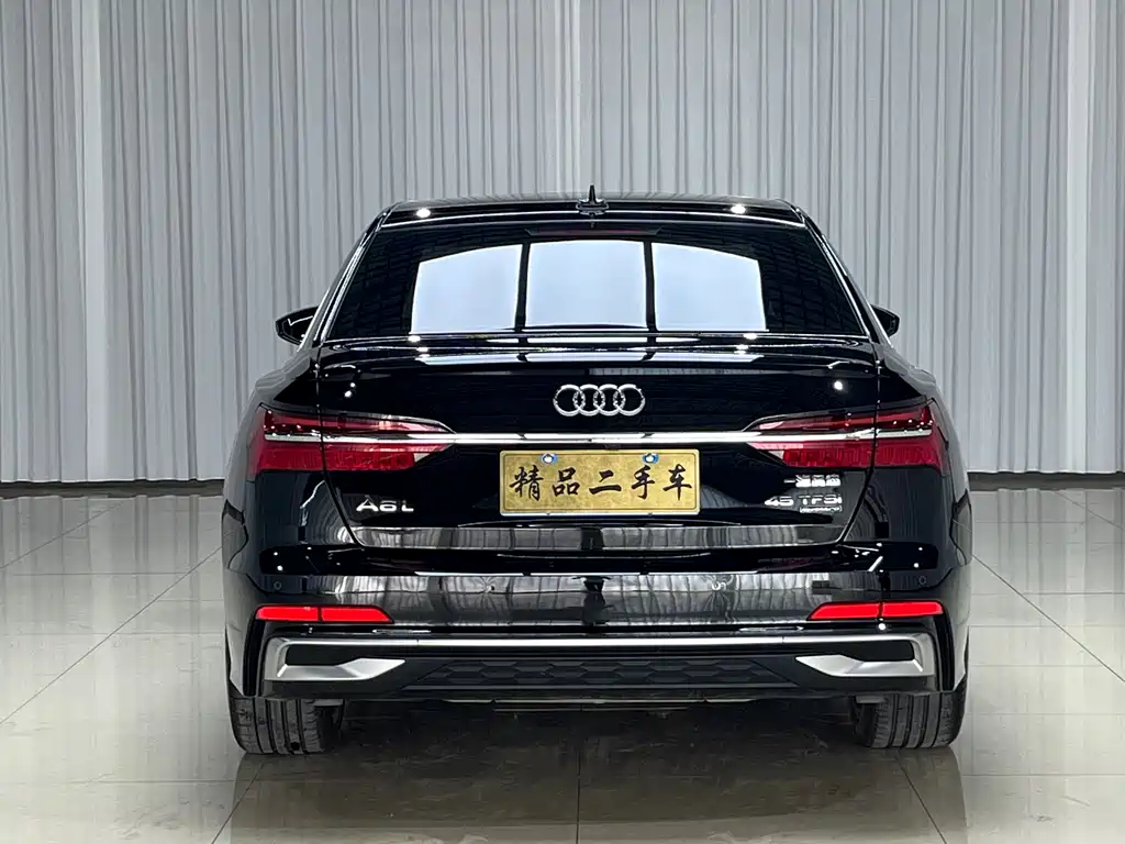 Audi A6L 2024 45 TFSI quattro Premium