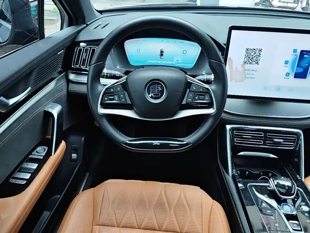 BYD Tang New Energy — миниатюра 11