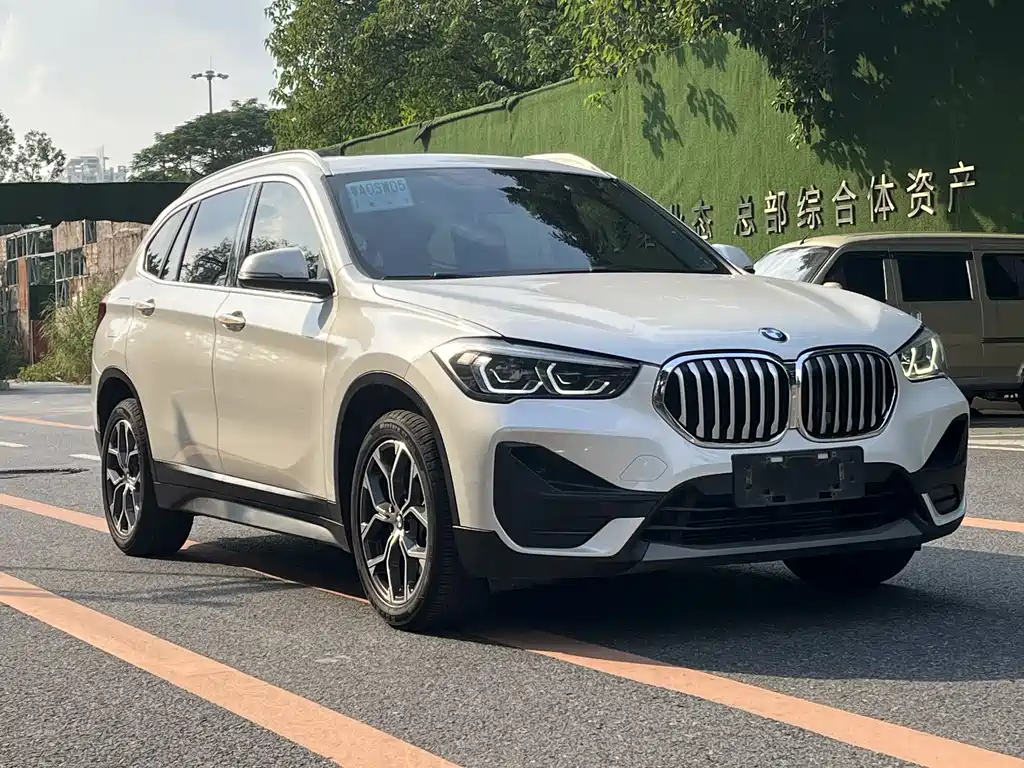 BMW  X1