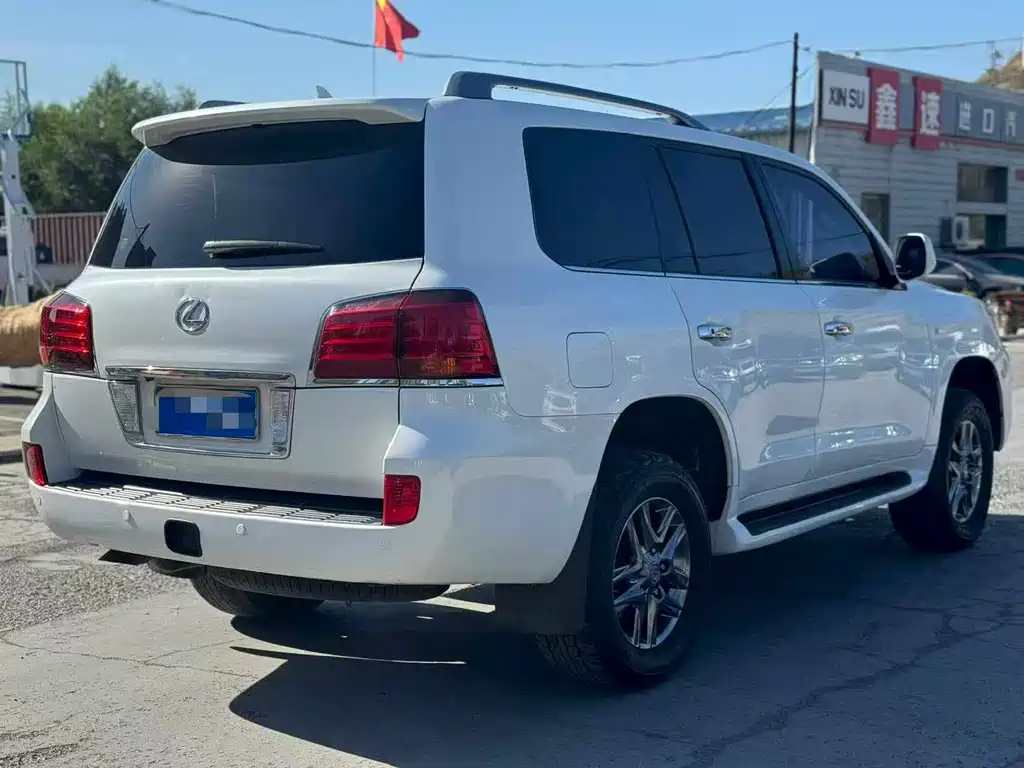 Lexus LX 2009 570