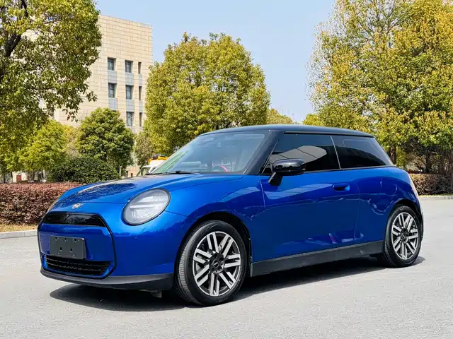 MINI ELECTRIC  COOPER 2024