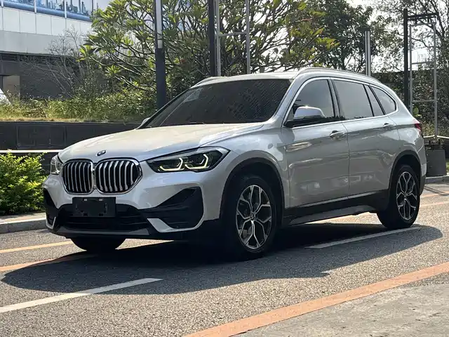 BMW  X1 2019