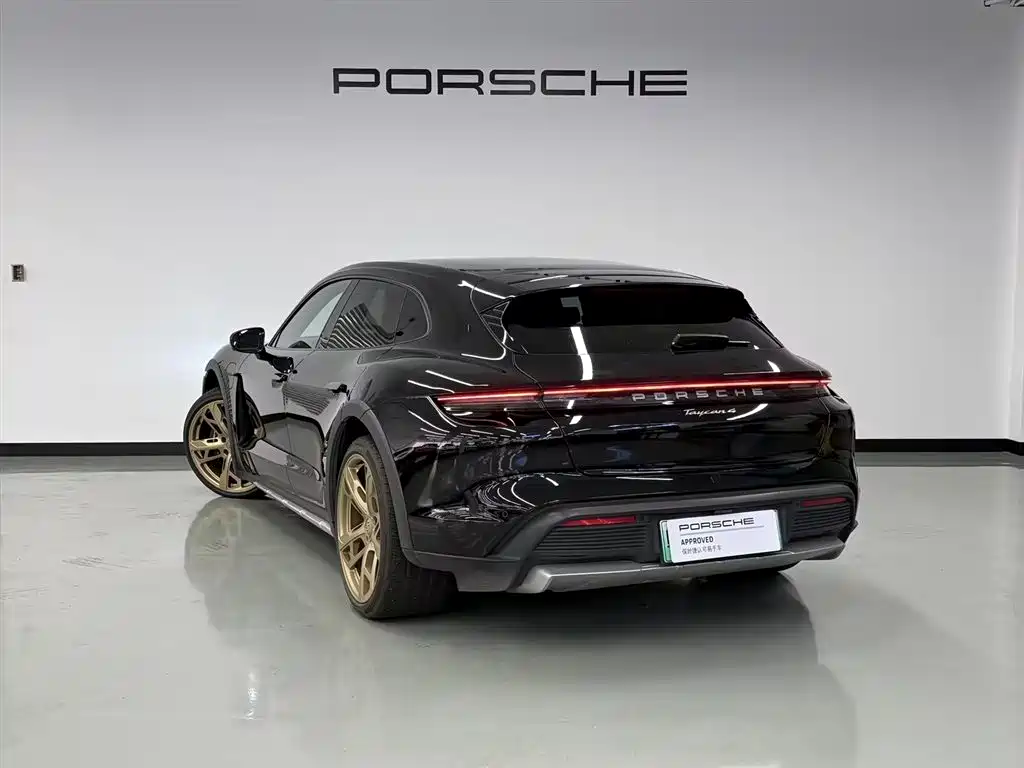 Porsche Taycan 2024 Taycan 4S Cross Turismo