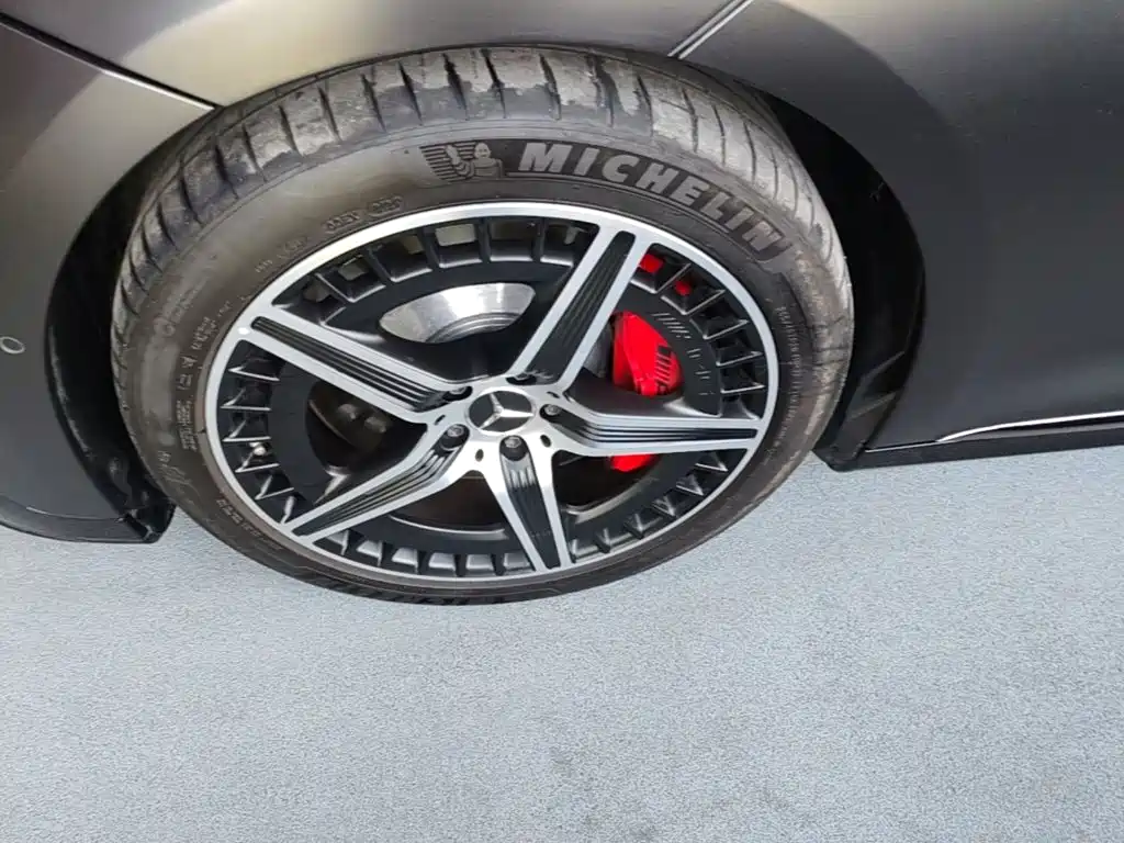 Mercedes-Benz EQE AMG — миниатюра 23