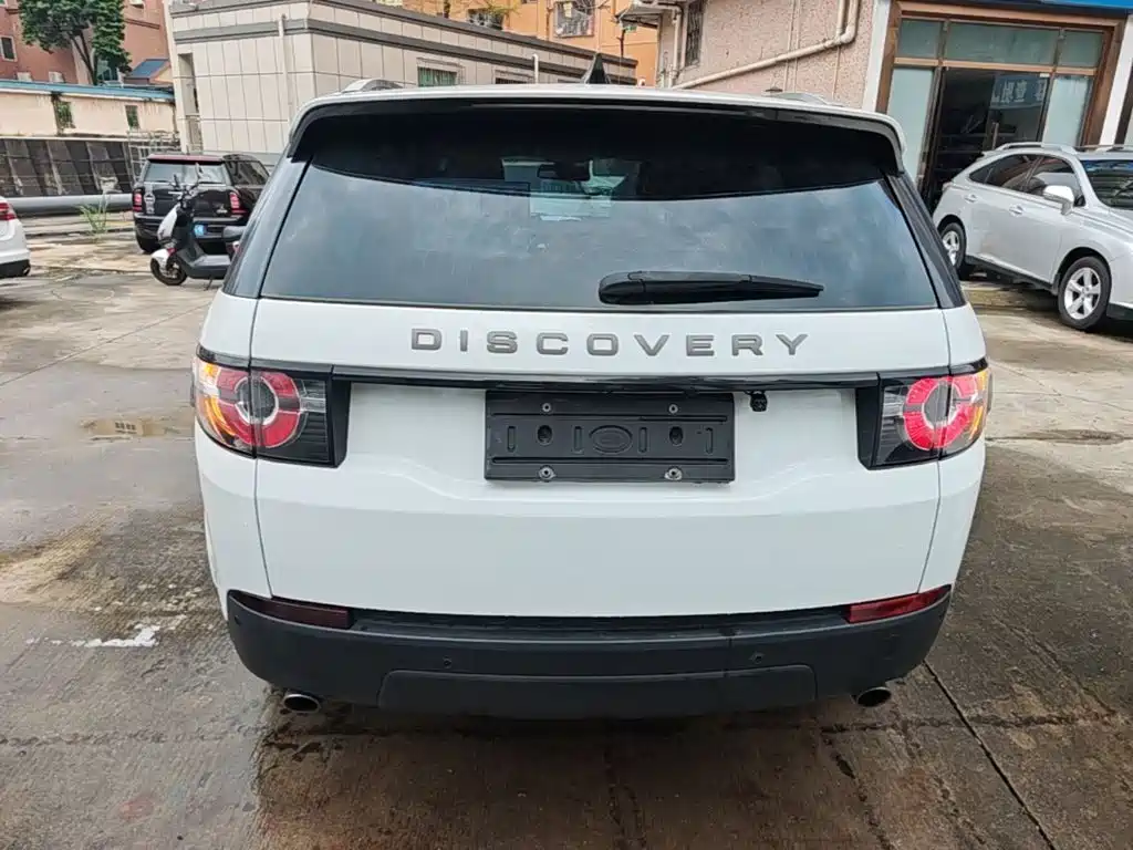 Land Rover Discovery Sport — миниатюра 6