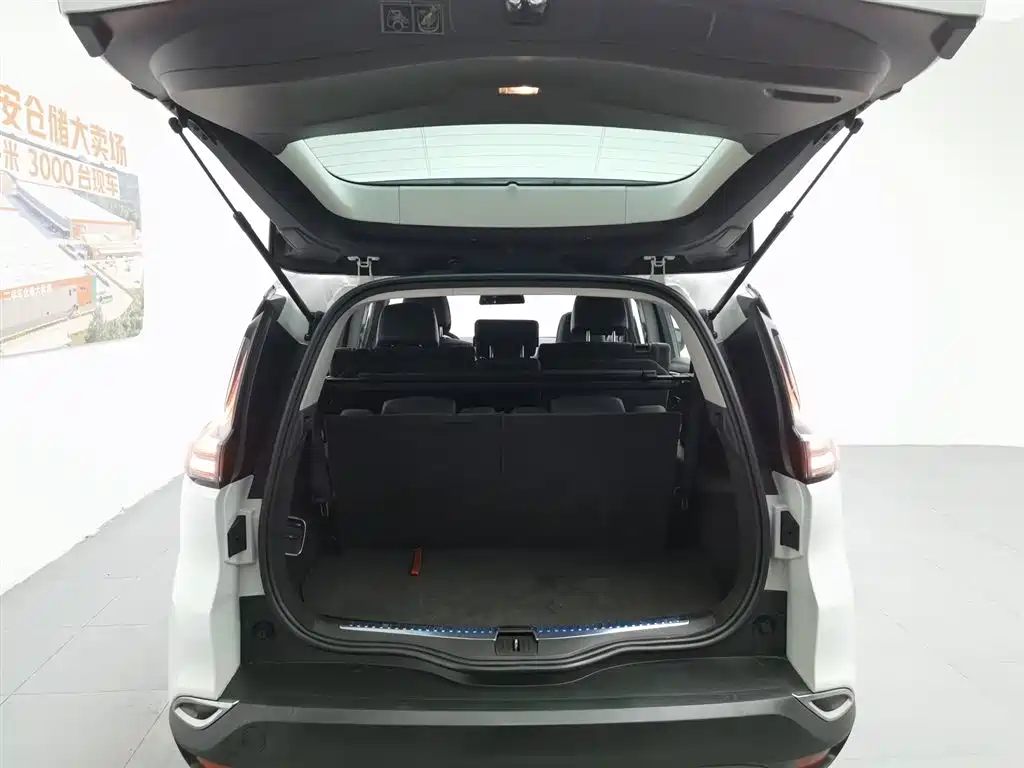 Renault Espace — миниатюра 16