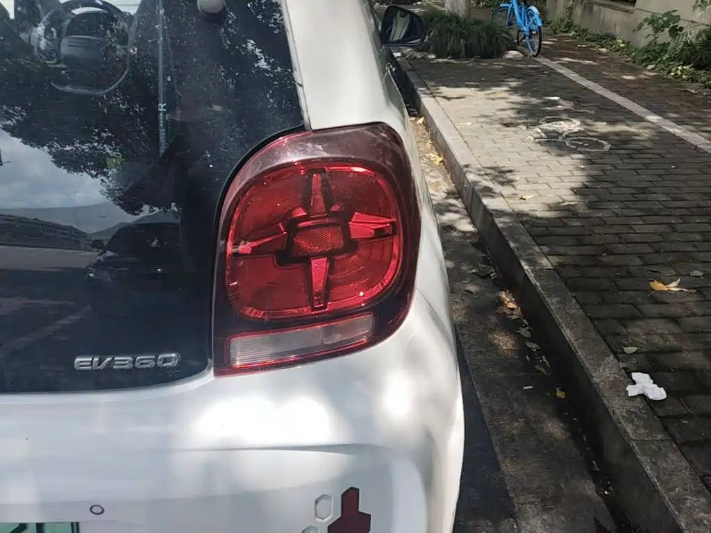Roewe Clever — миниатюра 8