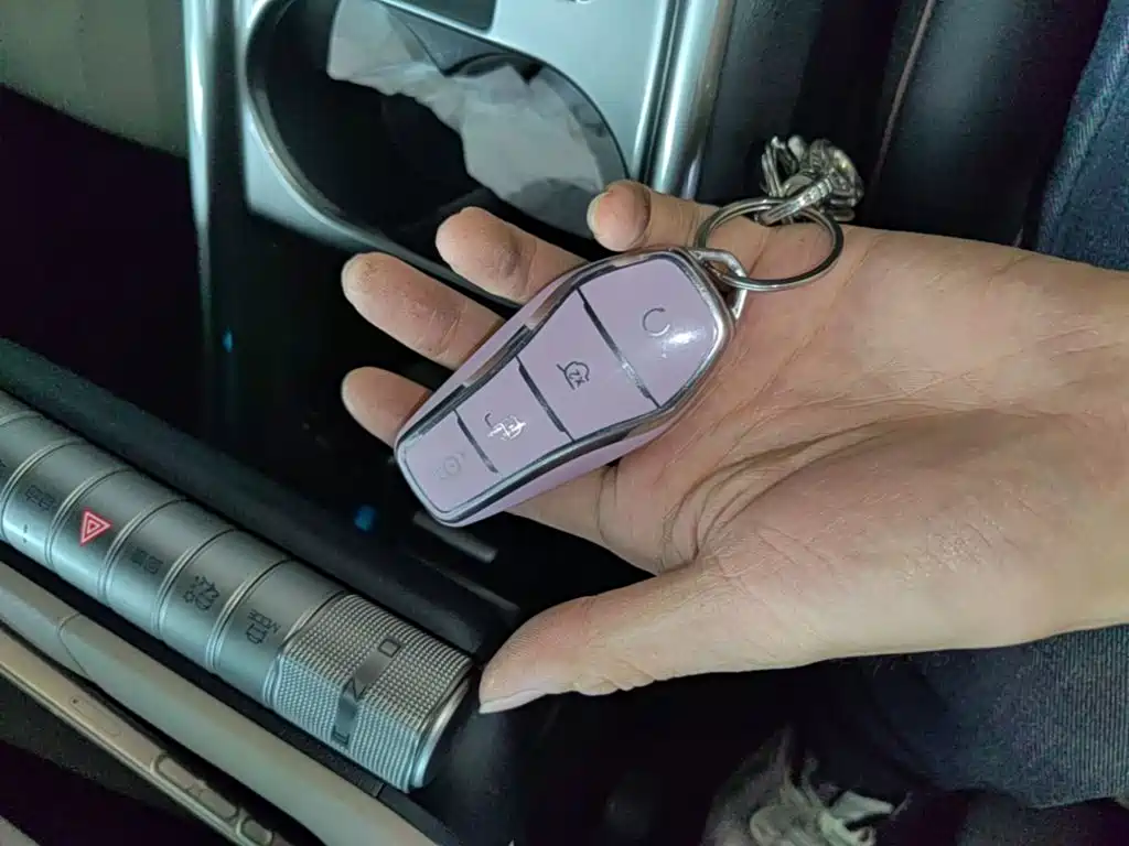 BYD Dolphin — миниатюра 9