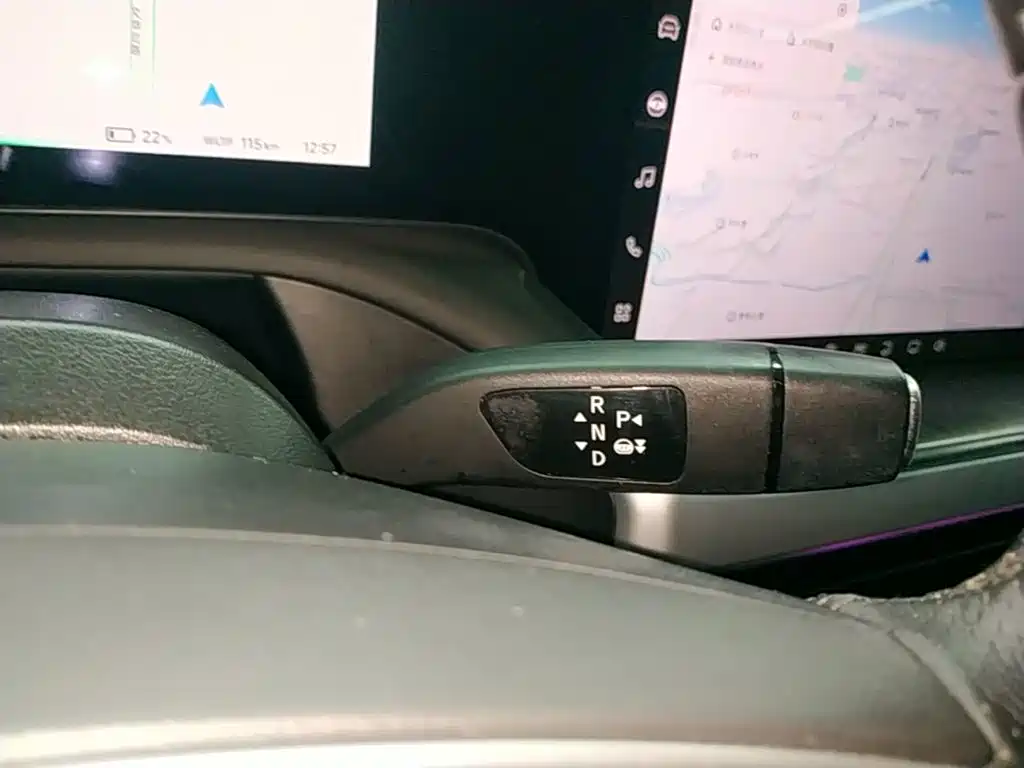 XPeng P7 — миниатюра 14