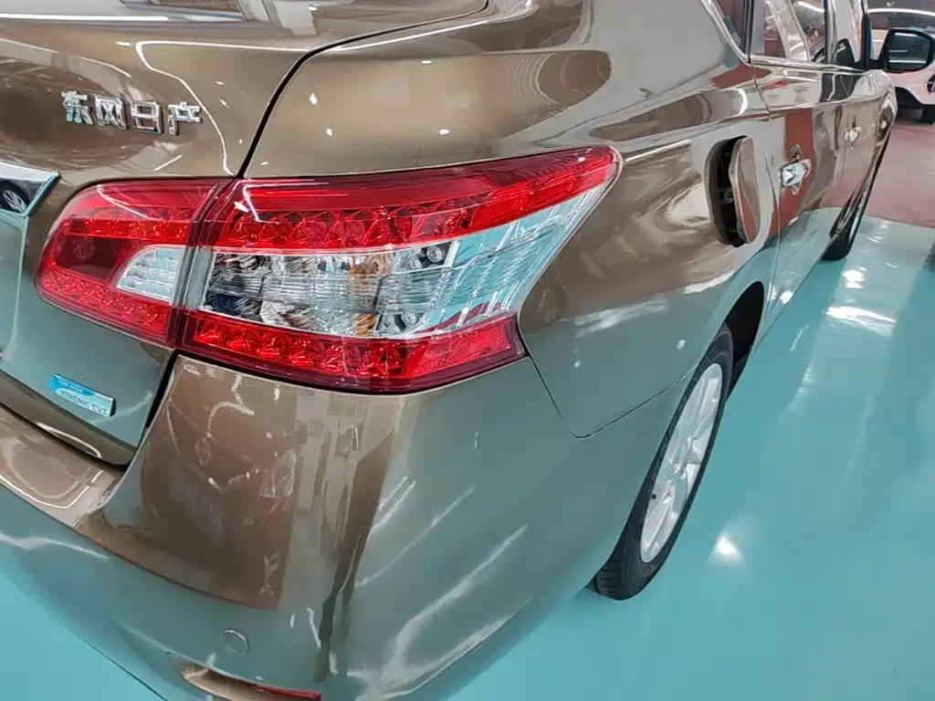 Nissan Sylphy — миниатюра 8