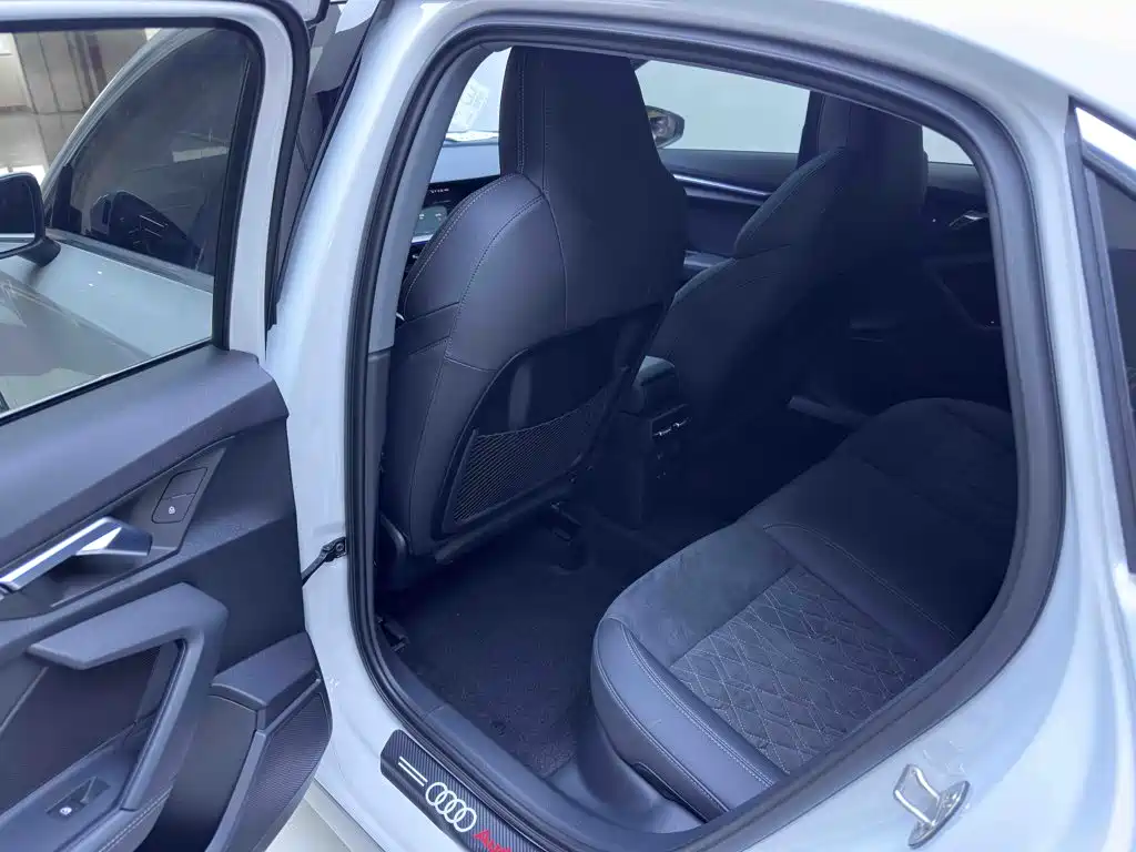 Audi A3 — миниатюра 10