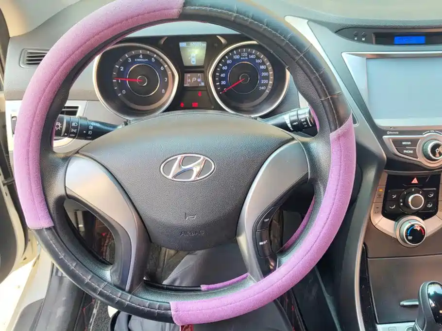 Hyundai Elantra Langdong — миниатюра 15