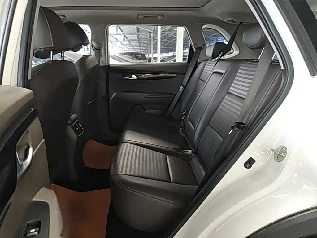 Kia Sportage — миниатюра 17