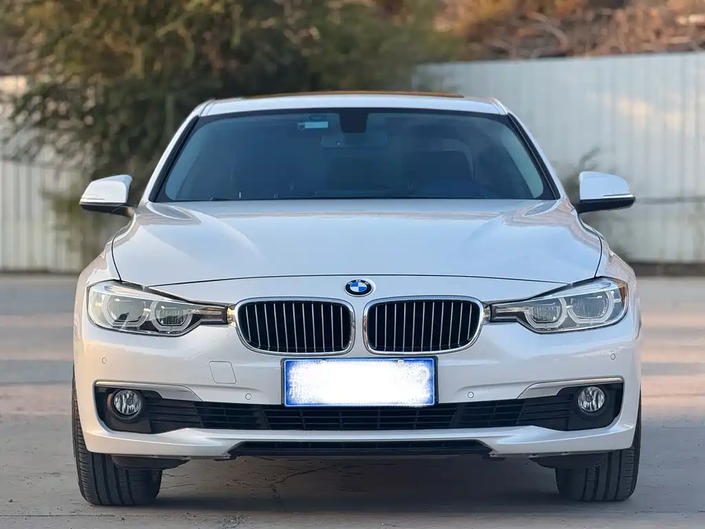 BMW 3 Series — миниатюра 2