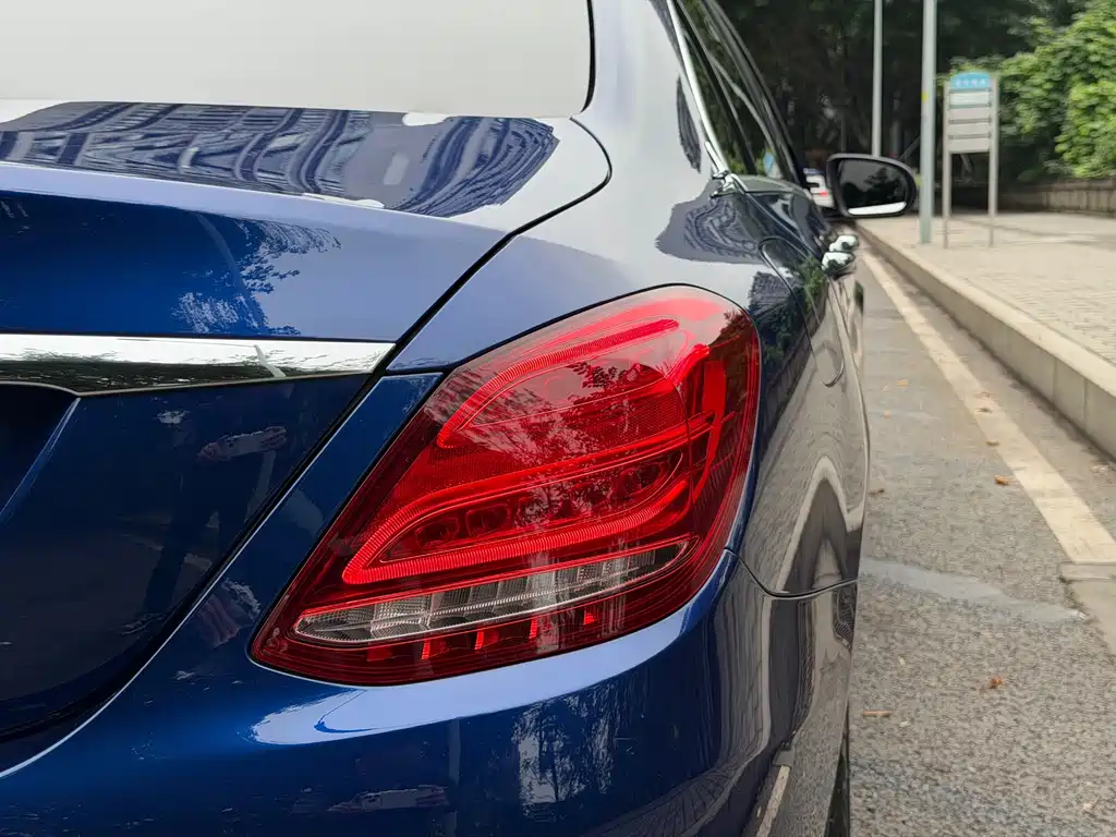 Mercedes-Benz C-Class — миниатюра 22