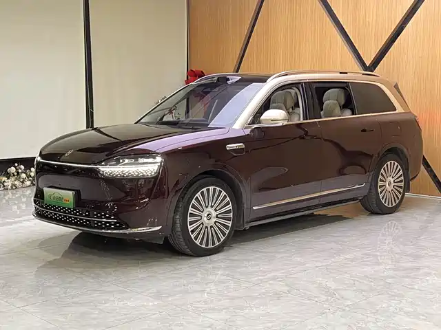 HONGMENG ZHIXING ASK THE WORLD M9 2025