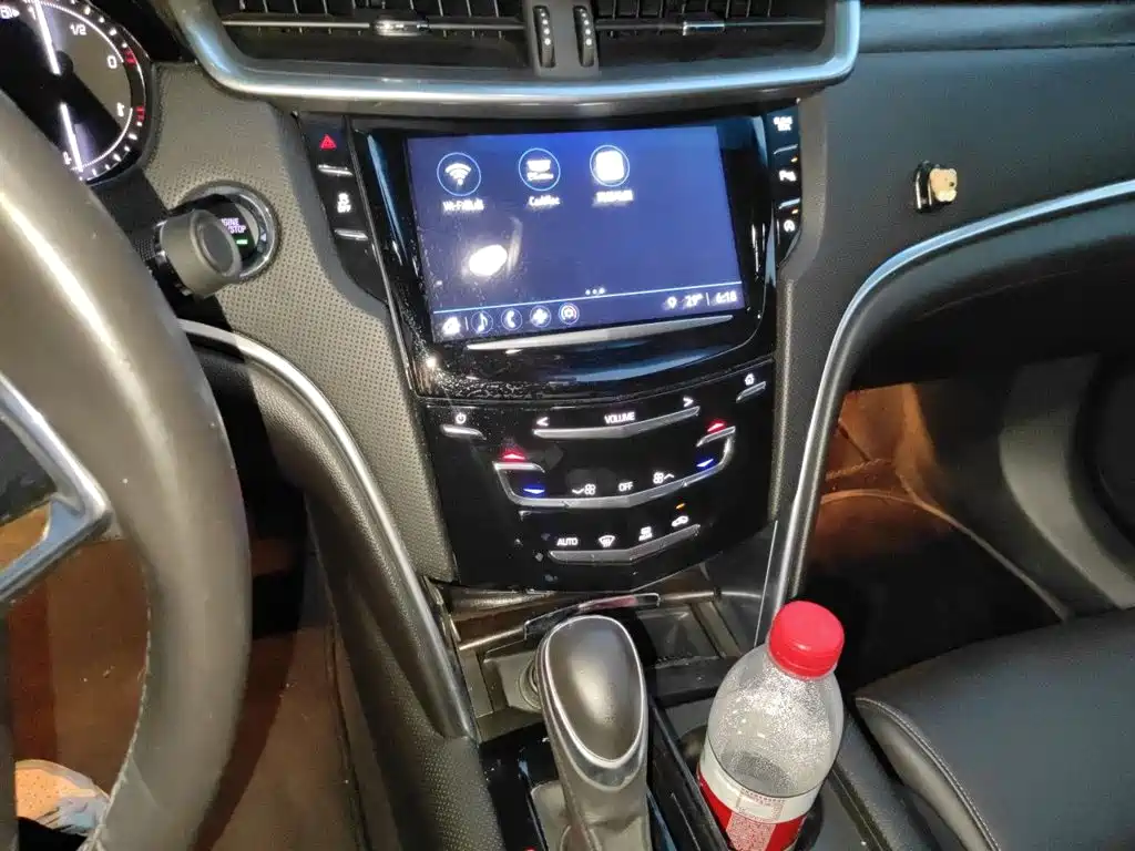 Cadillac XTS — миниатюра 10
