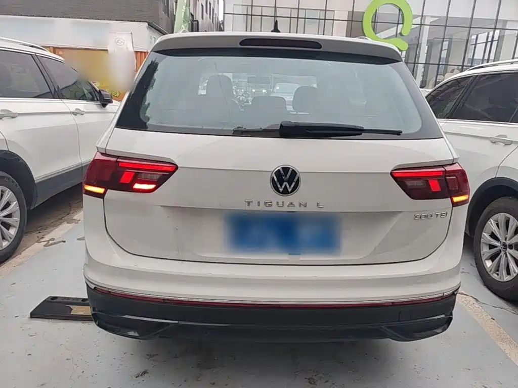Volkswagen Tiguan L — миниатюра 6