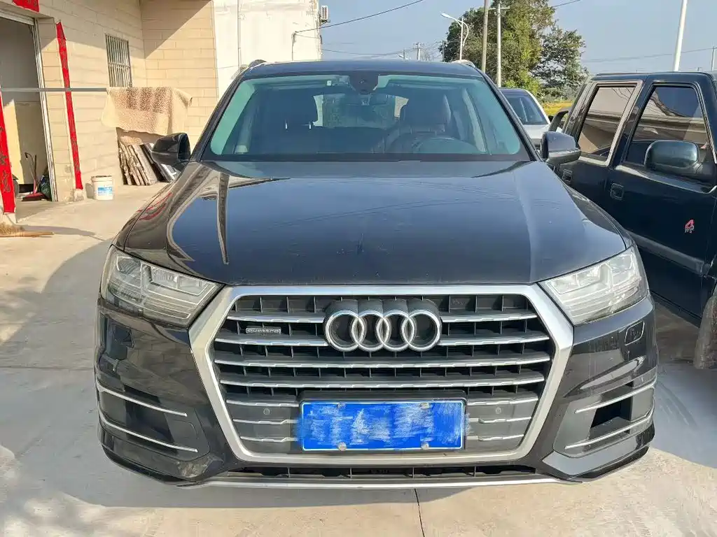 Audi Q7 — миниатюра 2