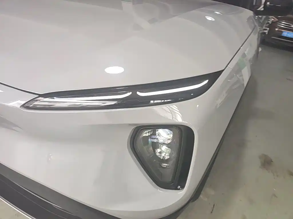 NIO ES6 — миниатюра 24