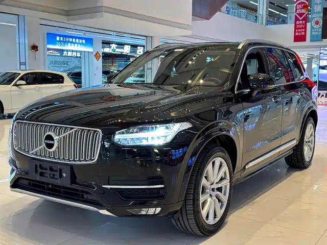 VOLVO  XC90 2019