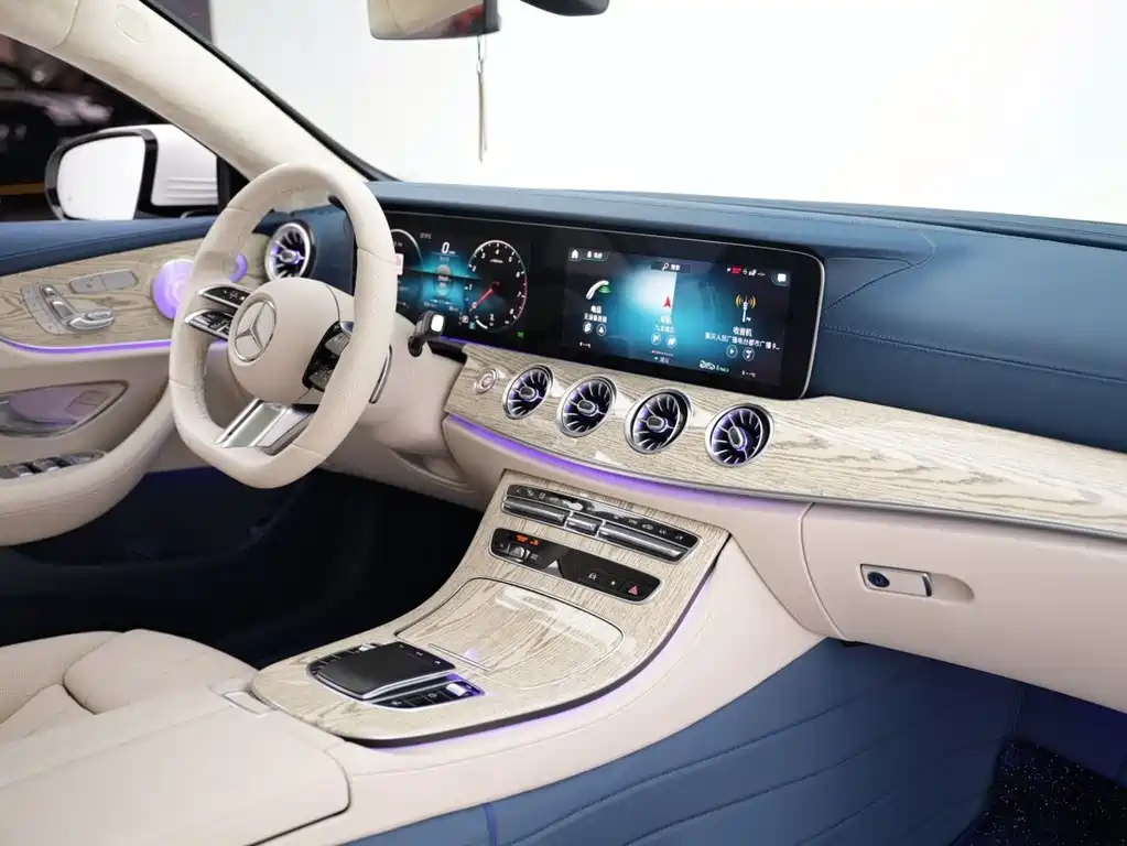 Mercedes-Benz E-Class (Import) — миниатюра 5