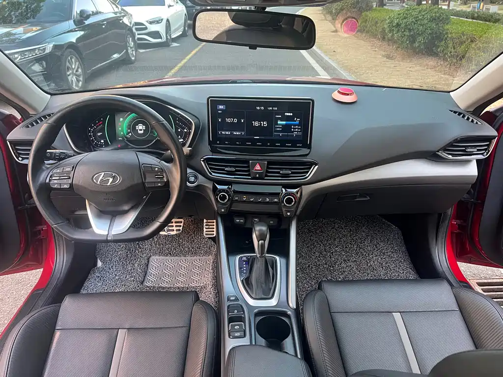 Hyundai Fista — миниатюра 9