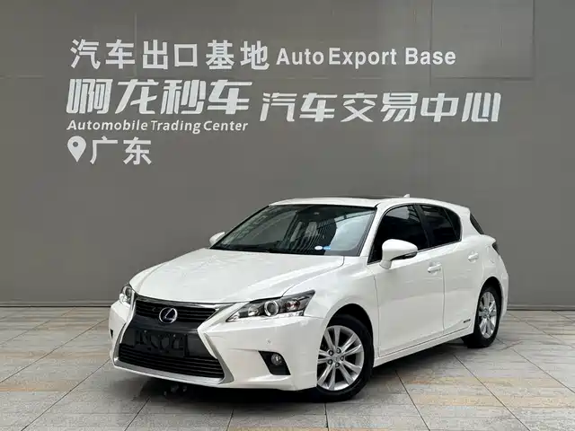 Lexus CT