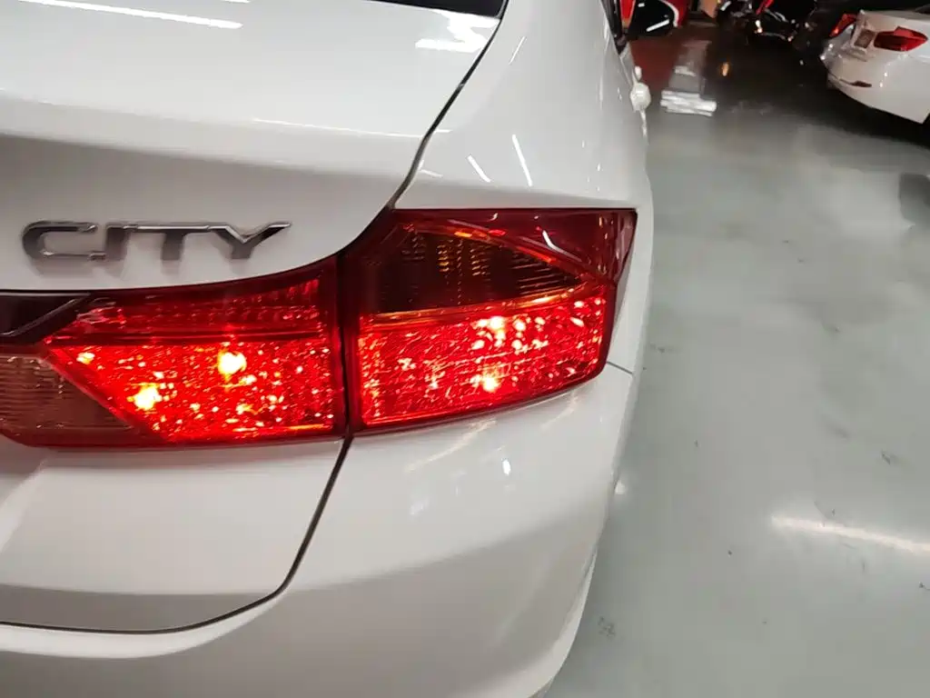 Honda City — миниатюра 8