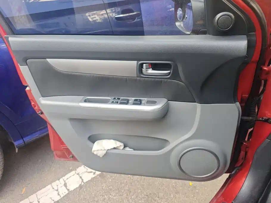 Suzuki Swift — миниатюра 7