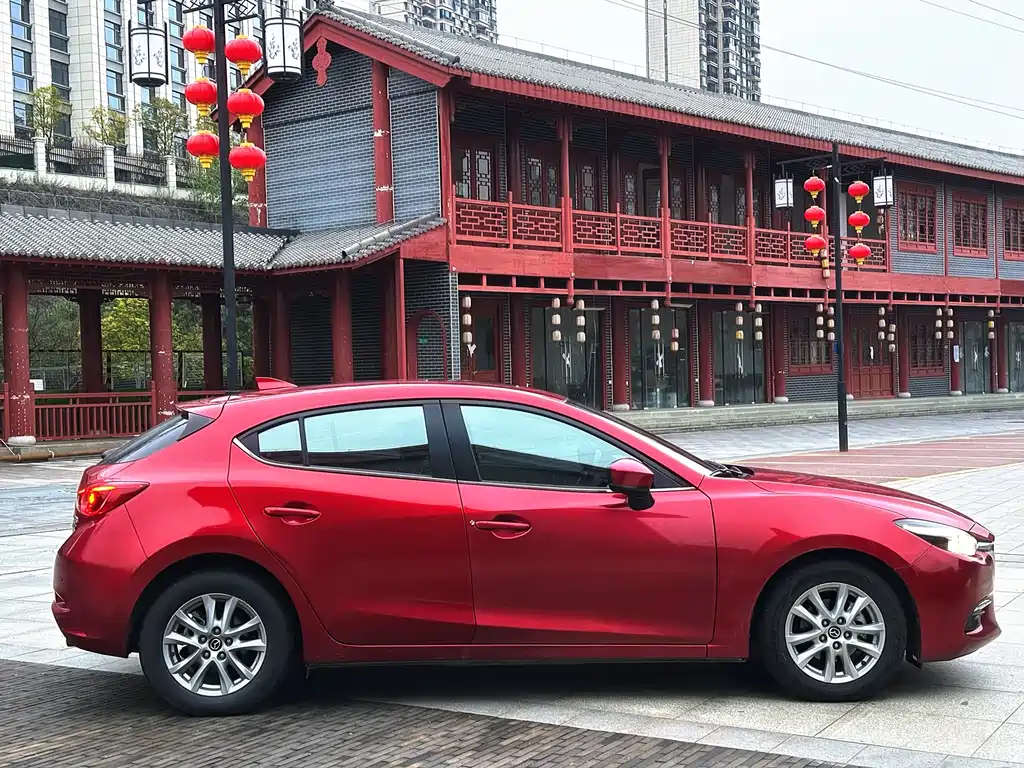 MAZDA 3 ANGKESAILA