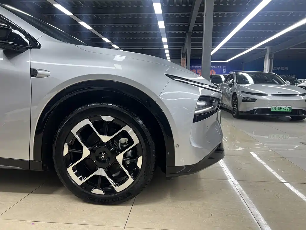 XPeng PengG7 — миниатюра 3