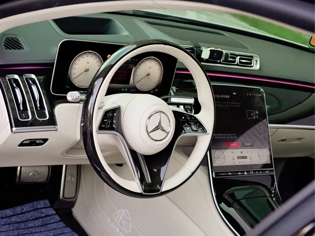 Mercedes-Benz S-Class — миниатюра 13