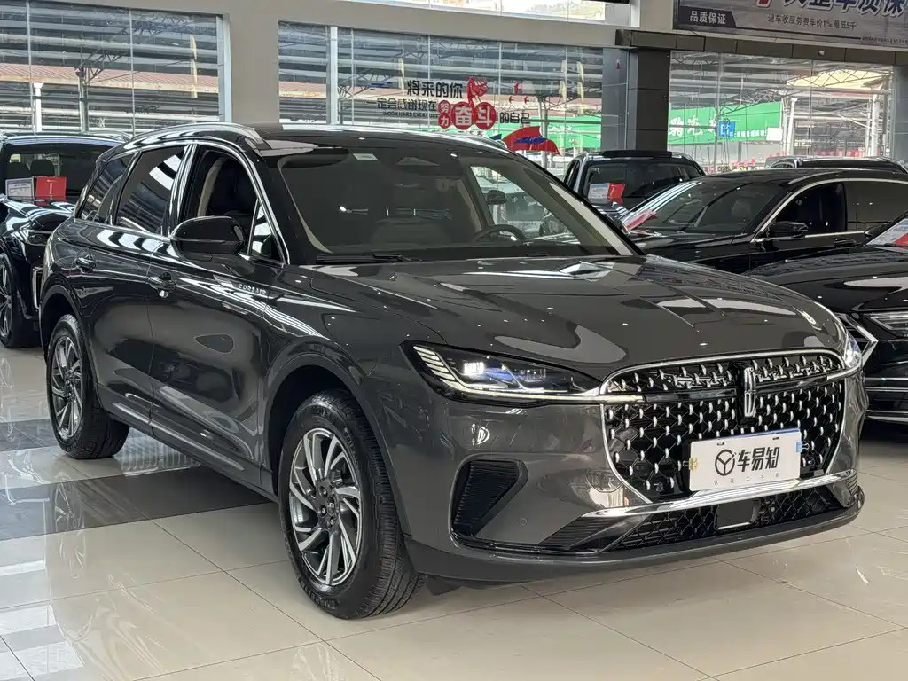 Lincoln Corsair 2023 2.0T Premium