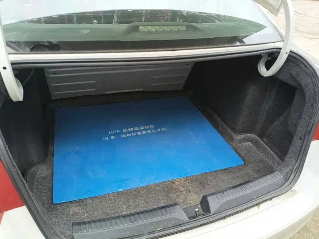 Volkswagen Santana — миниатюра 19
