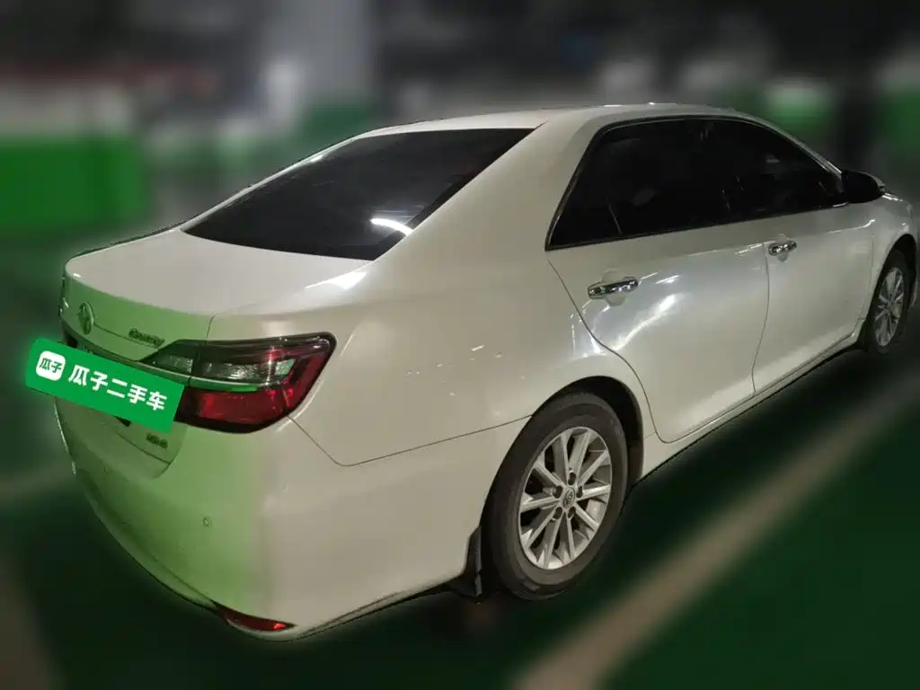 Toyota Camry 2015 2.0G Lead