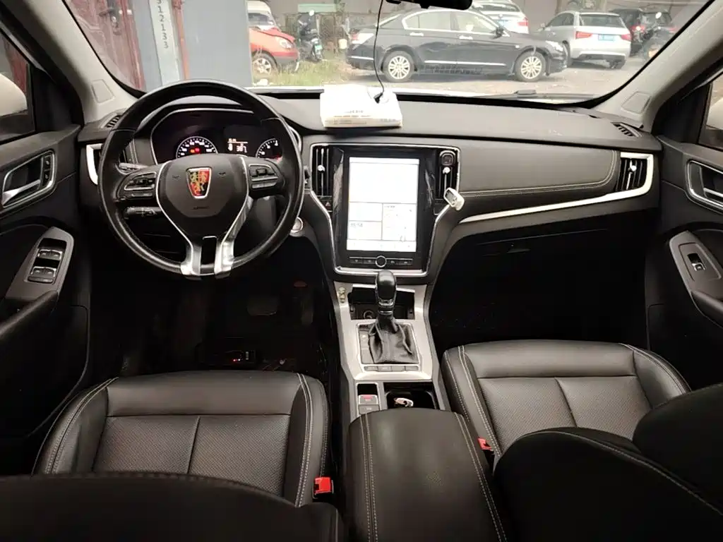 Roewe RX5 — миниатюра 10