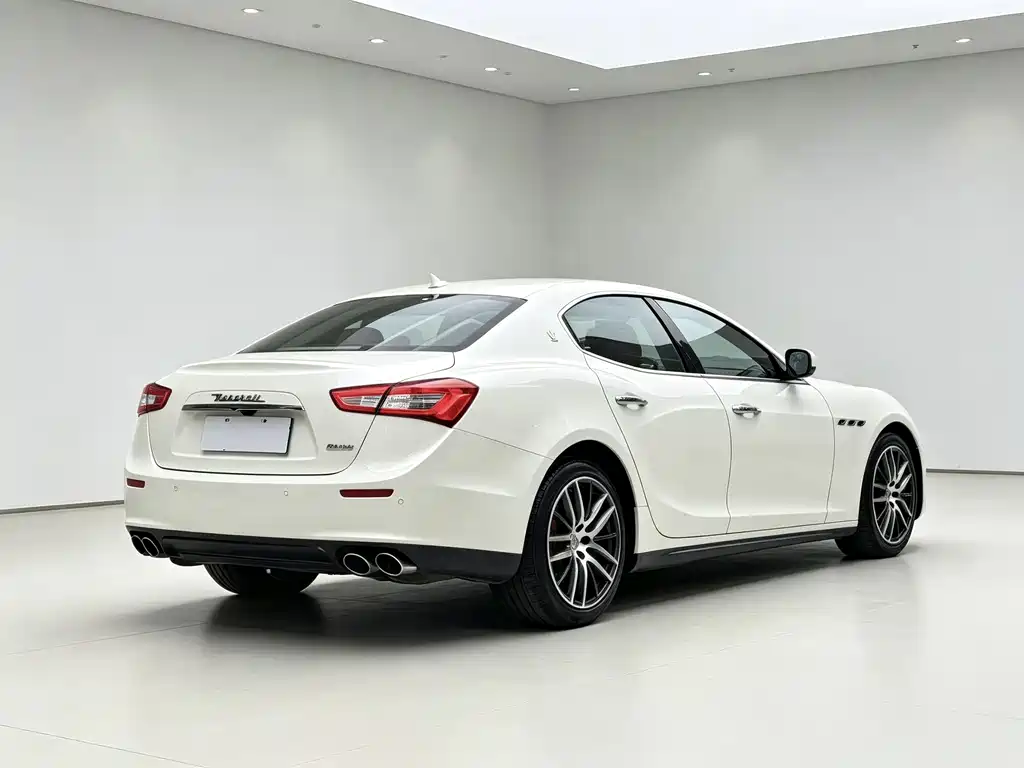 Maserati Ghibli — миниатюра 10