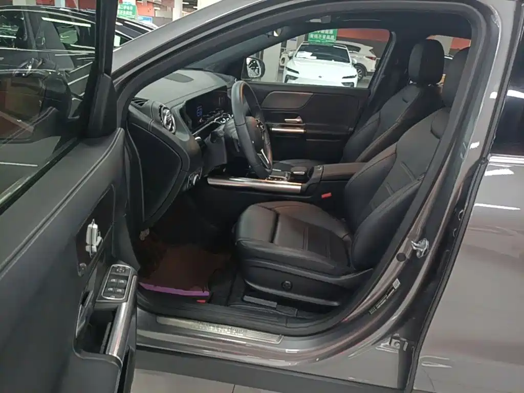 Mercedes-Benz EQA — миниатюра 15