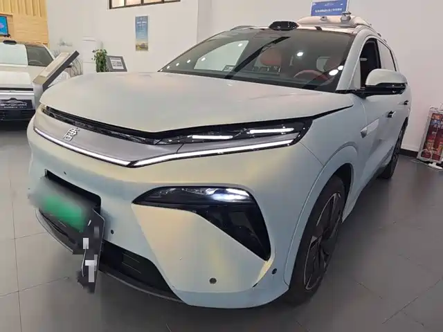 2025 BYD Tang