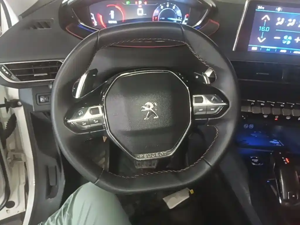 Peugeot 5008 — миниатюра 11