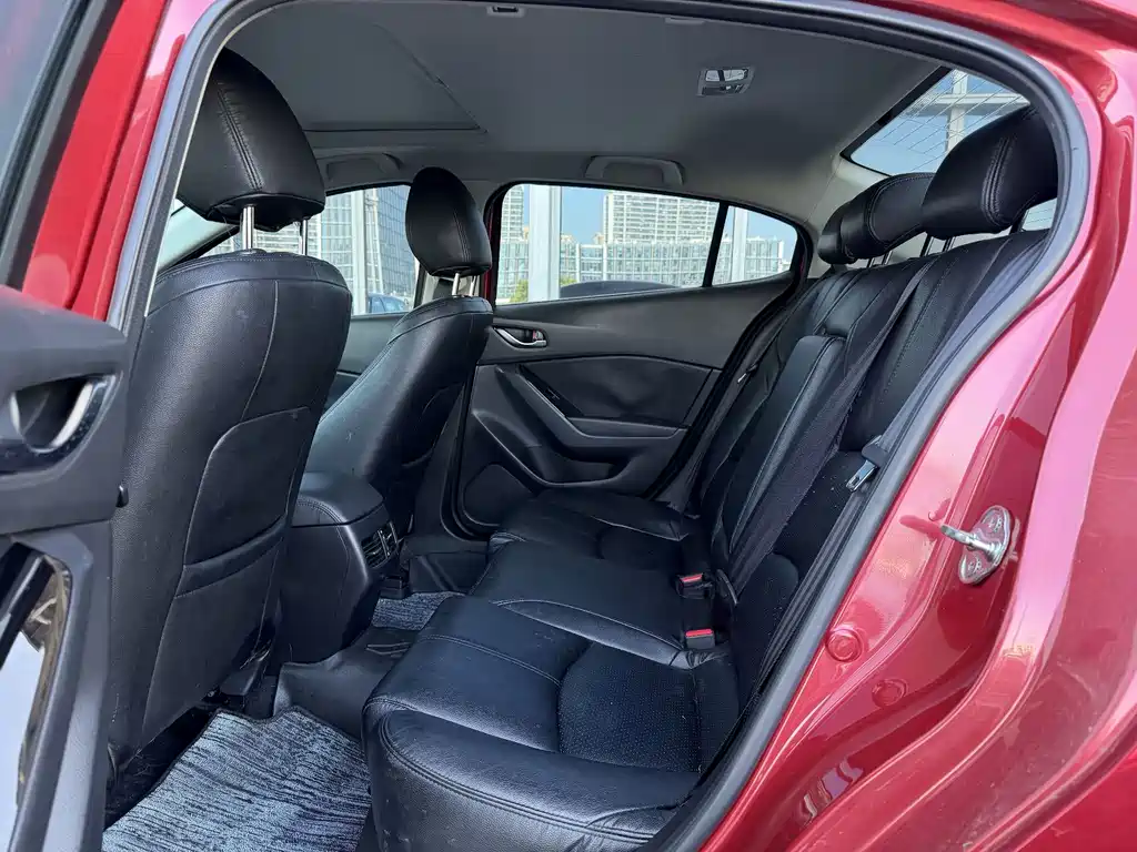 Mazda 3 Axela — миниатюра 12