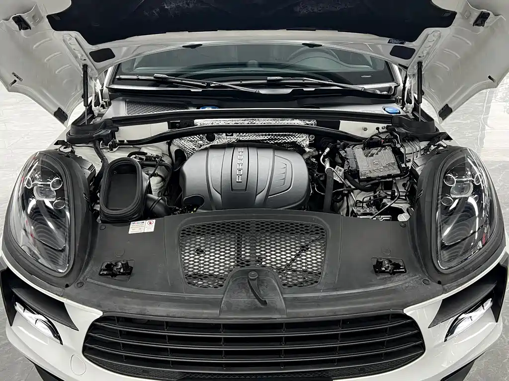 Porsche Macan — миниатюра 24