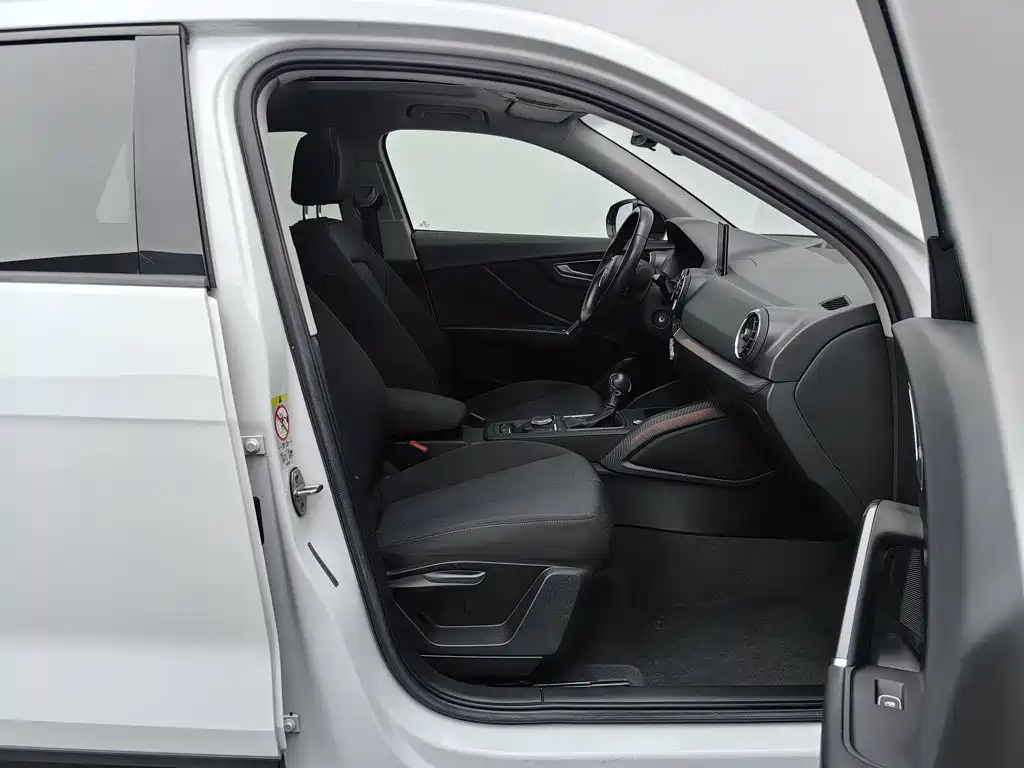 Audi Q2L — миниатюра 23