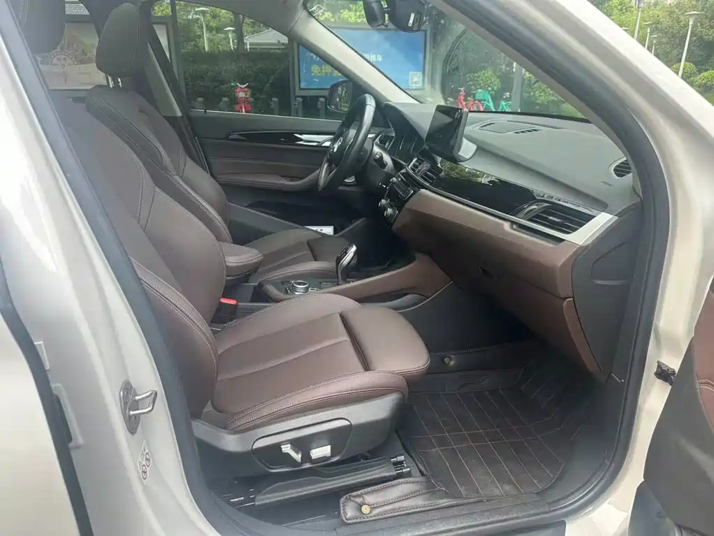 BMW X1 — миниатюра 8